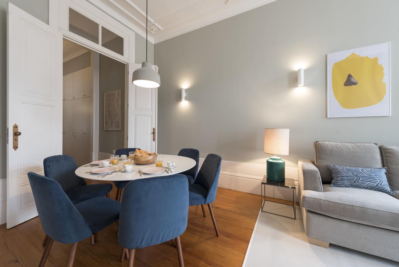 Lovelystay - Flower Stylish Apartment Порту Екстер'єр фото