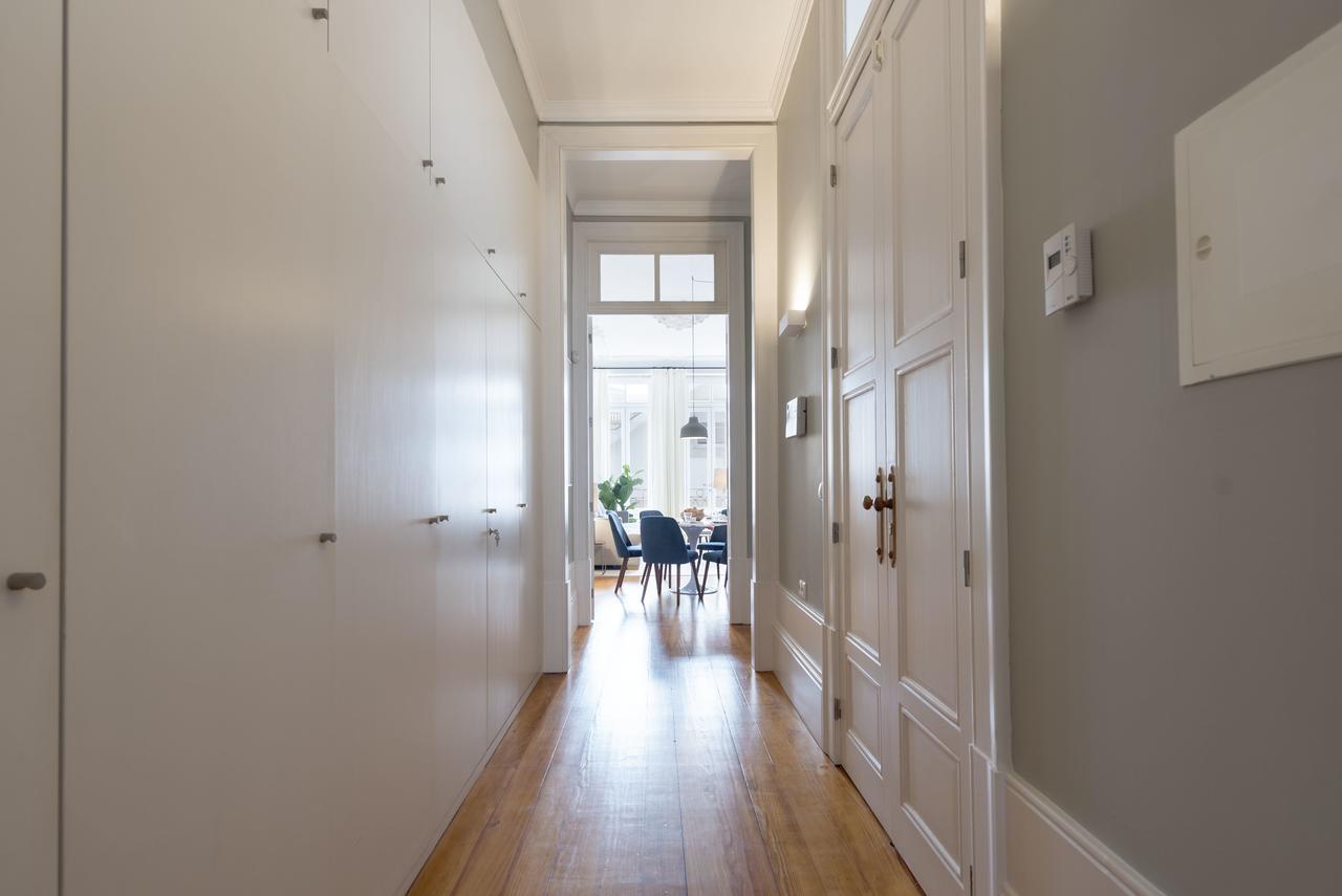 Lovelystay - Flower Stylish Apartment Порту Екстер'єр фото